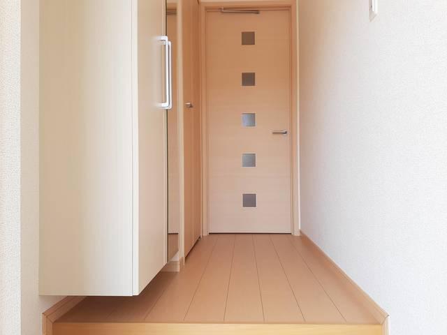 コスモス（102） 玄関