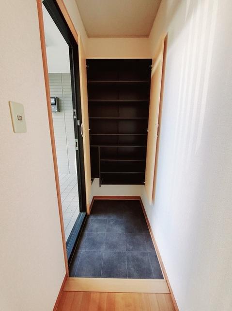 セジュール築地　B（103） 玄関