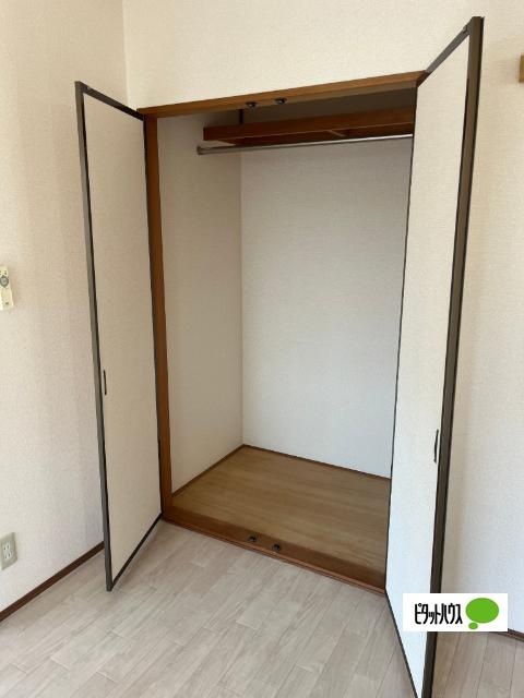 ハイツせみじま　Ｂ棟（102） 収納