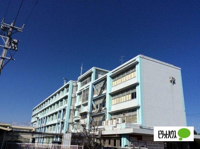 静岡県立焼津水産高校：988m