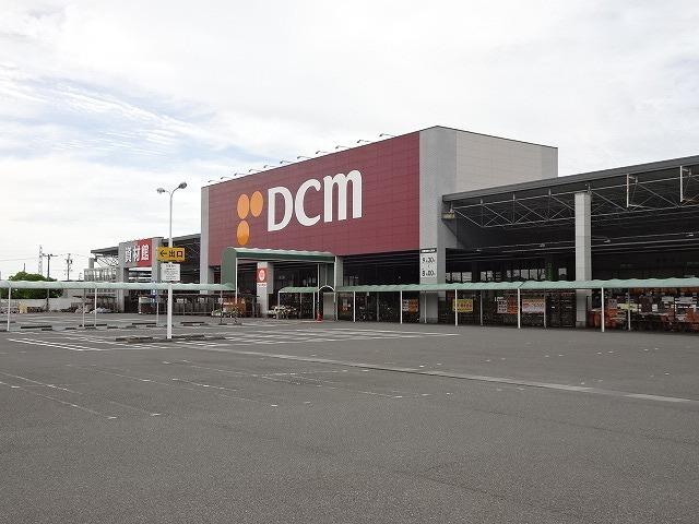 ＤＣＭ　水守店：2300m