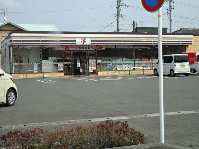 セブンイレブン：400m
