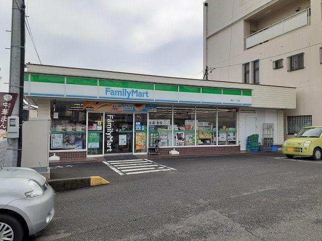 ファミリーマート　藤枝一丁目店：550m