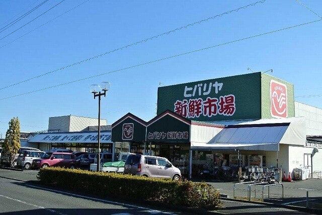 ヒバリヤ小川店：50m