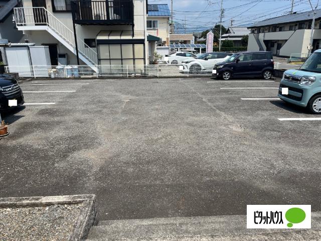 グランドールＮ　A（201） 駐車場