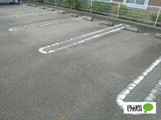 サンライズ（203） 駐車場
