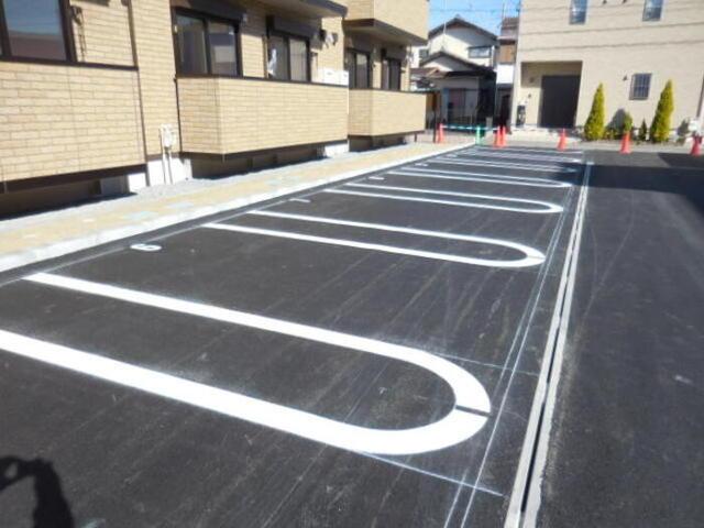 リアン（101） 駐車場