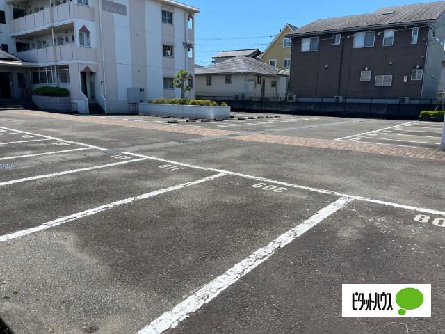 Villa Pine Plain（301） 駐車場