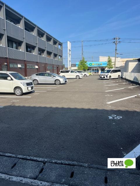 ＦＫビル（205） 駐車場