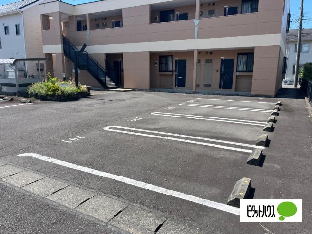 シェルティ　Ｆ１（エフワン） 駐車場