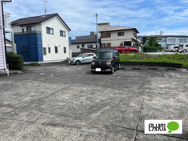 ロジュマンI（103） 駐車場
