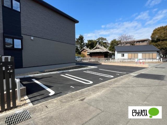 Ｄｅｎｂｅ塩津Ⅰ（202） 駐車場