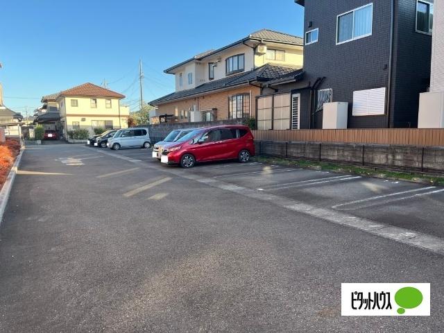 ｓｔｉｒｒｉｎｇ　ｕｐ（201） 駐車場