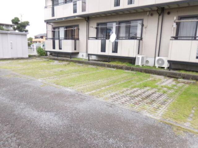 ソレイユイトウ　A（105） 駐車場