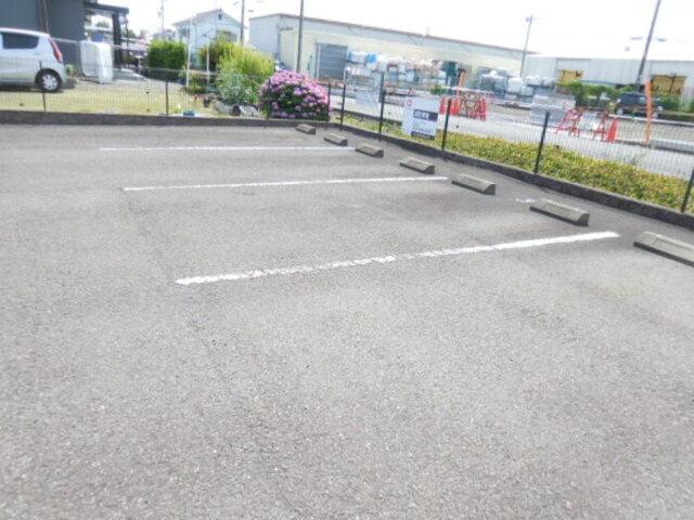 モナリエ小石川（201） 駐車場