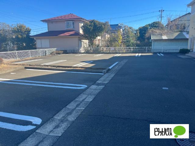 フレグランス・Ｓ（105） 駐車場