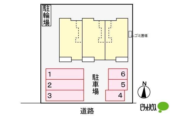 ソレイユ（102） 駐車場