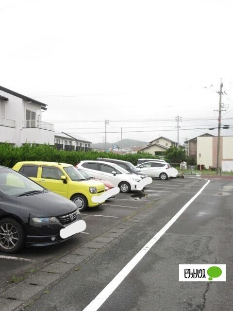 ベルメゾン（3） 駐車場