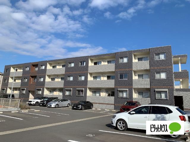 西焼津駅より徒歩33分 築6年7ヶ月 3階建の賃貸物件