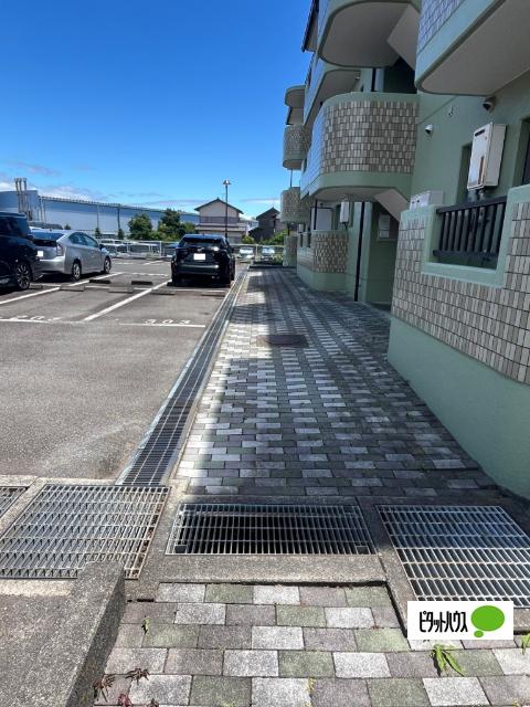 パークホームズ壱番館（101） エントランス