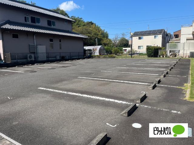 サンフィールド（302） 駐車場