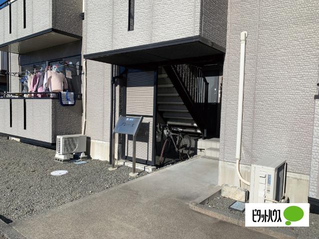 グレースⅠ（102） エントランス