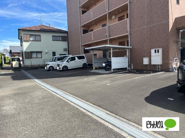 ティエラ・ナタール（203） 駐車場