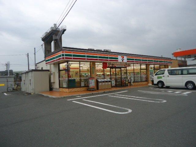 セブンイレブン下関川棚店：1267m