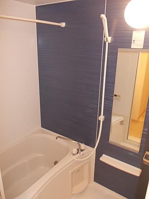 シャトレ　桜３（201） バス／シャワー