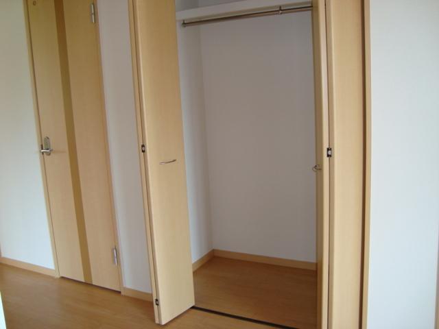 ウィステリア王司 収納