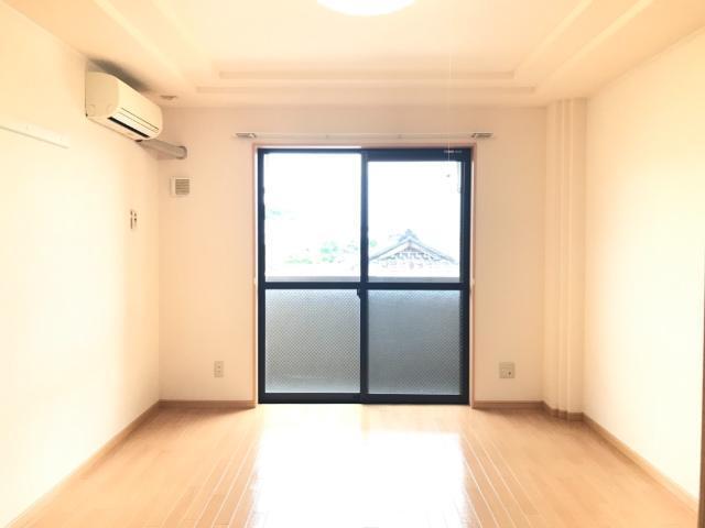 ガーベラ・テトラ 部屋画像