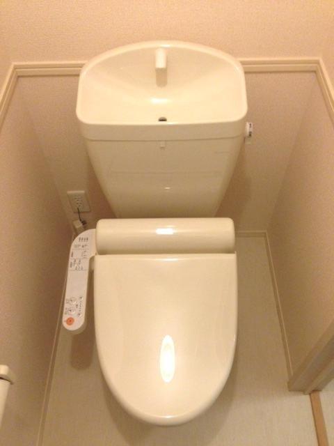 ソレイユ富任　B棟（103） トイレ