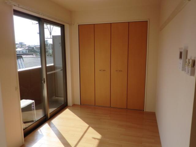 コンフォース栄 部屋画像