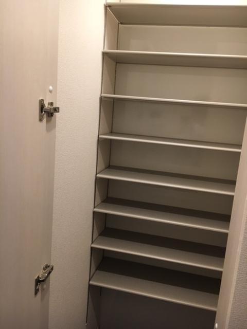ｴｽﾎﾟﾜｰﾙ ｺｰﾄ／ﾙｰﾁｪ ｺｰﾄ　ｴｽﾎﾟﾜｰﾙ ｺｰﾄ（103） 部屋画像