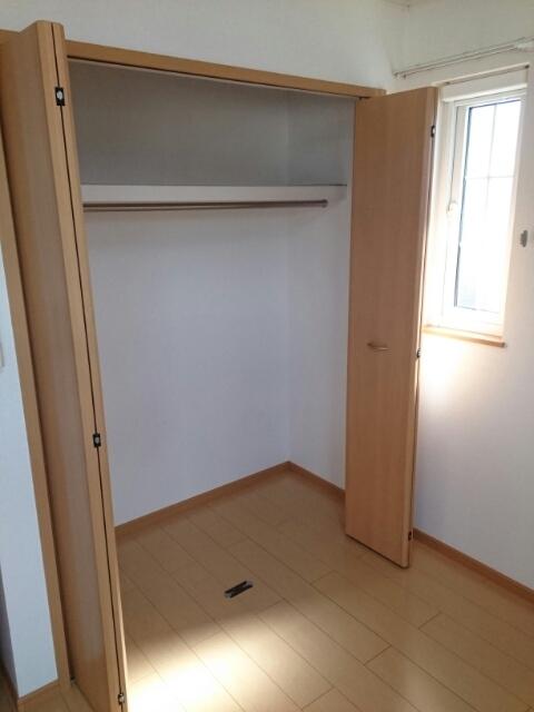 アルカンシエル　Ａ棟（203） 収納