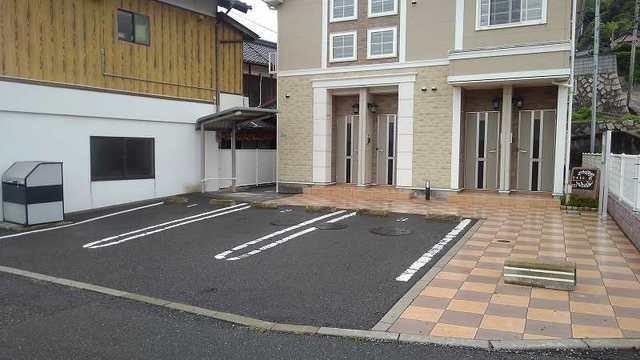 シャトレ　桜１（201） 駐車場