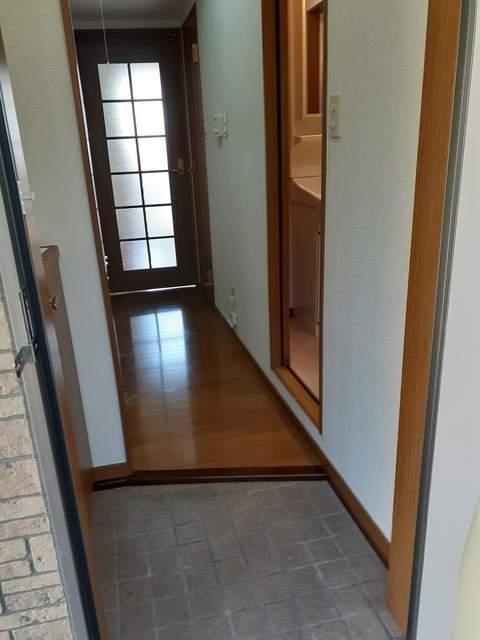 那智Ⅱ番館（202） 玄関