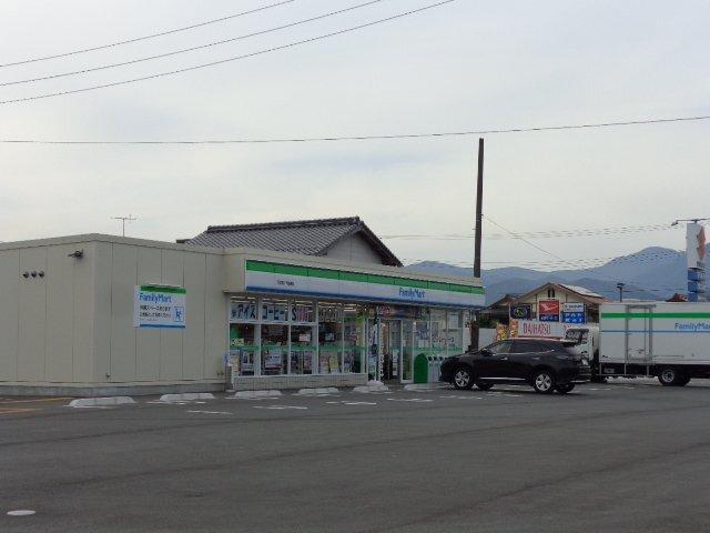 ファミリーマート下岡枝店（コンビニ）：485m