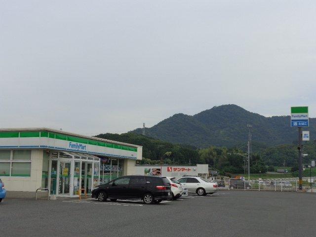 ファミリーマート下関菊川店（コンビニ）：357m