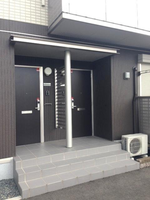 コスモ秋根上町（105） エントランス