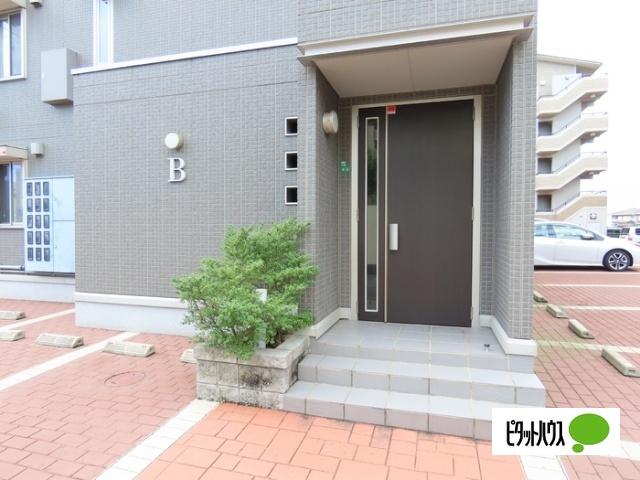 クレセント ヒルズ　B棟（103） エントランス