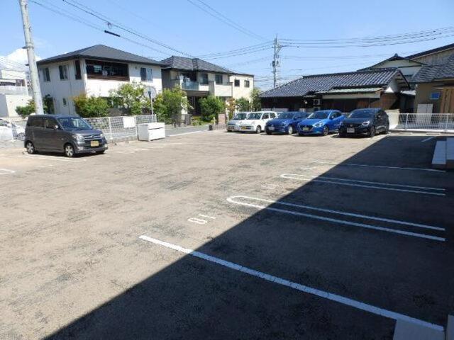 ヴィルセイン安養寺　A棟（103） 駐車場
