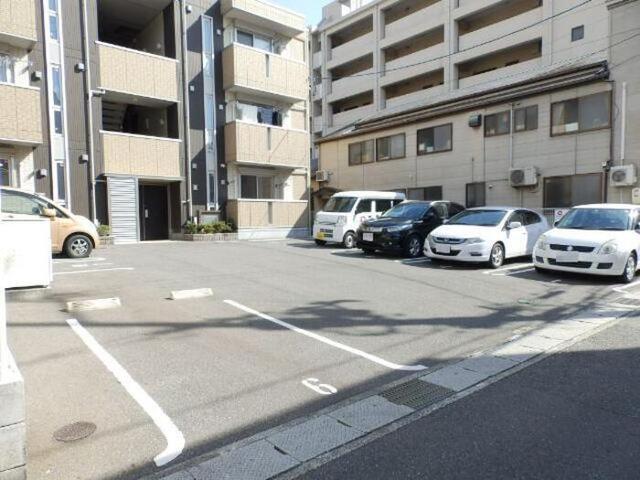 アイクレスト下関駅（102） 駐車場