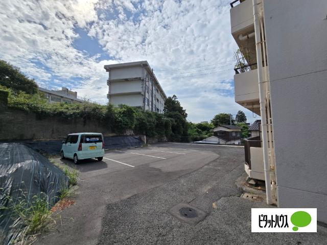 コーポ蘭（201） 駐車場