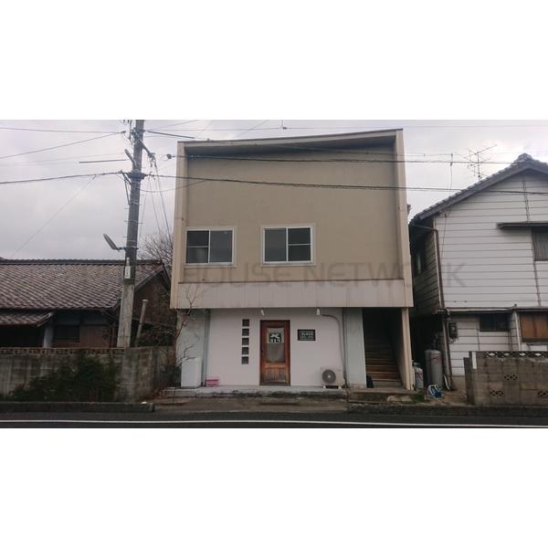 吉見本町二丁目店舗付アパート