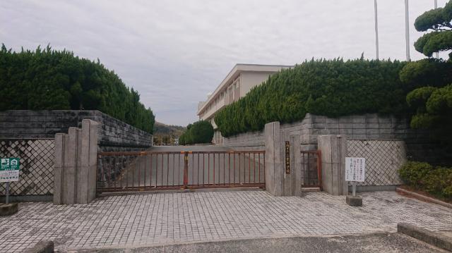 下関市立吉見中学校
