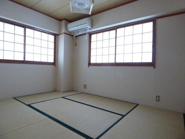 岡田ハイム 室内