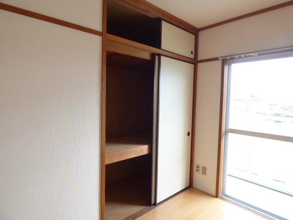 カーサ三輪 収納