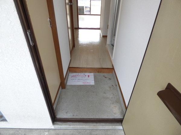 サンハイツ妻科 玄関