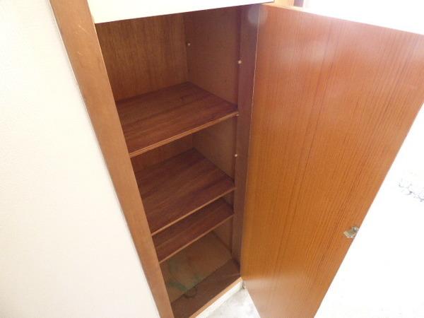 サンハイツ妻科 収納